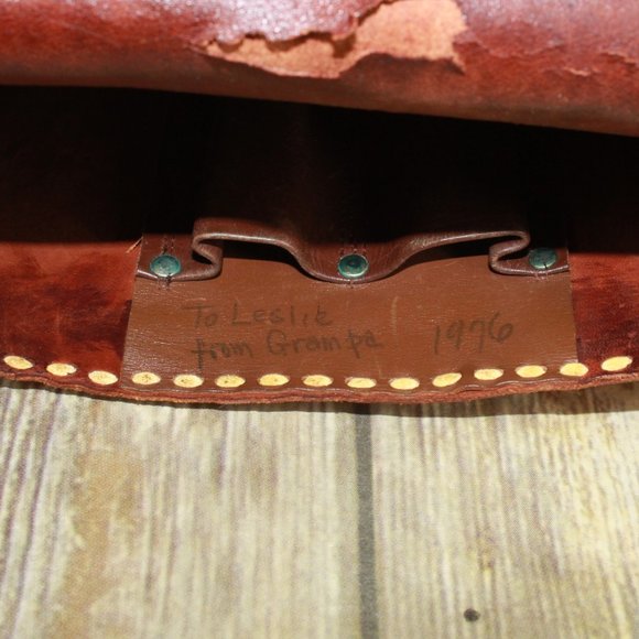 Vintage Brown Leather Hand-Carved Stitched Detail Shoulder Bag - Picture 10 of 12